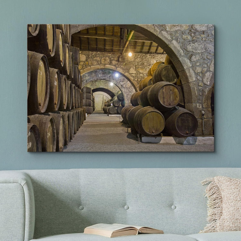 Cellier avec tonneaux de vin sur toile, H 24 po x l 36 po x P 1,5 po