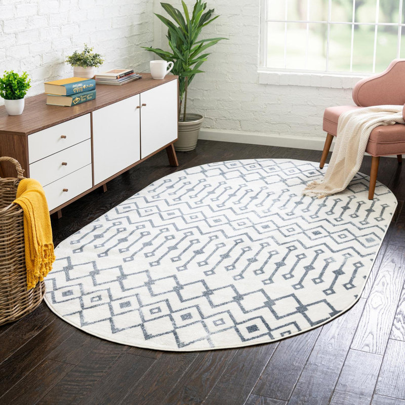 Tapis sable / ivoire Alisah, Ovale 5 pi 3 po x 8 pi
