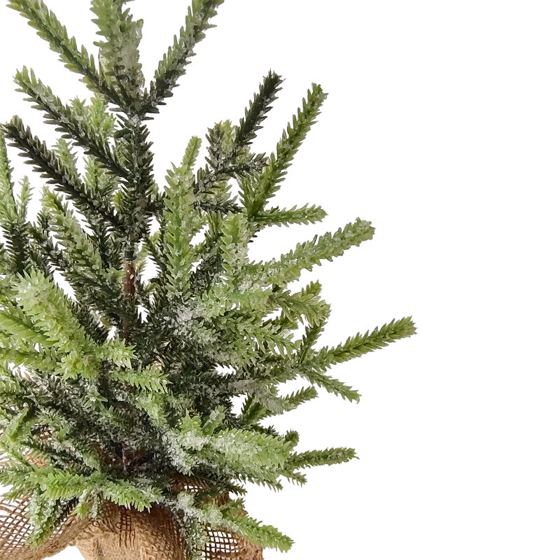 Faux pin 13,25 po en pot