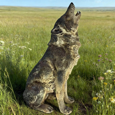 29.72" H X 17.91" L Simulated Howling Wolf Garden Statue, Resin Indoor & Outdoor Courtyard Ornament, Art Craft Decoration & Unique Gift For Home & Garden