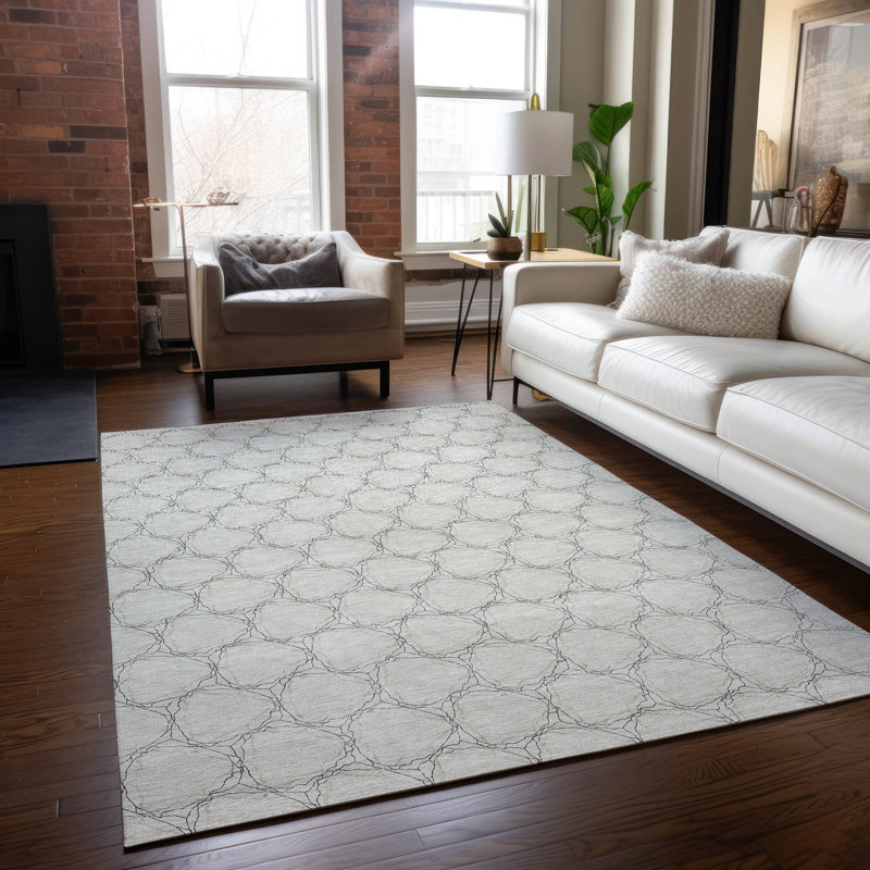 Ivory Geometric Machine-Washable Indoor/Outdoor Rug