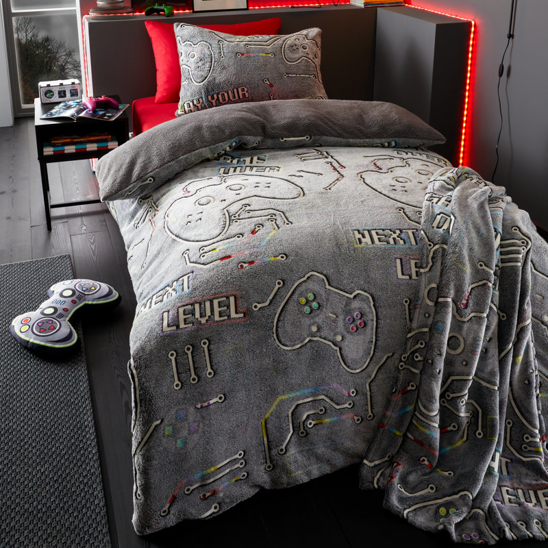 Game Over Glow in the Dark Fleece Cosy Fleece Blanket Throw