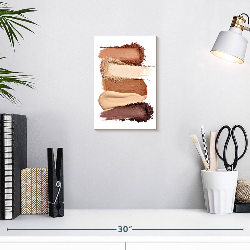 Crème et poudre de maquillage, H 12 po x l 8 po