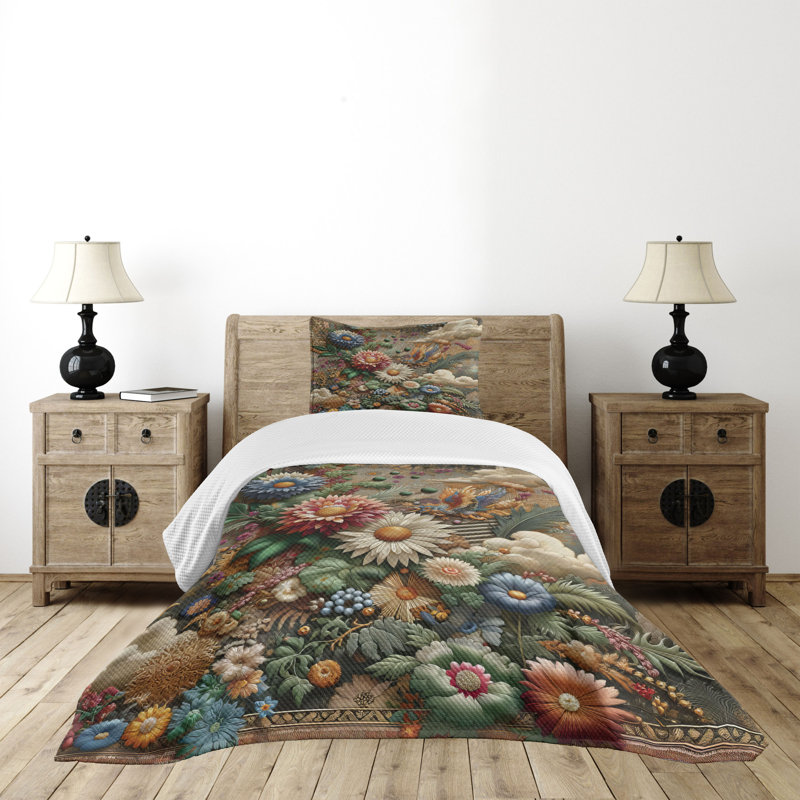 Coverlet, Twin Coverlet / Bedspread + 1 Standard Sham