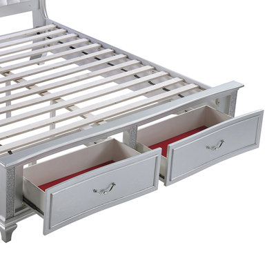 Motomitsu Upholstered Bed Silver