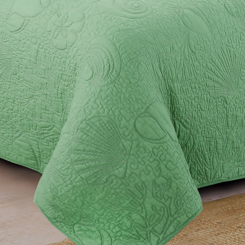 Estate Seaside Quilt Set, King Quilt + 2 King Shams, Basil