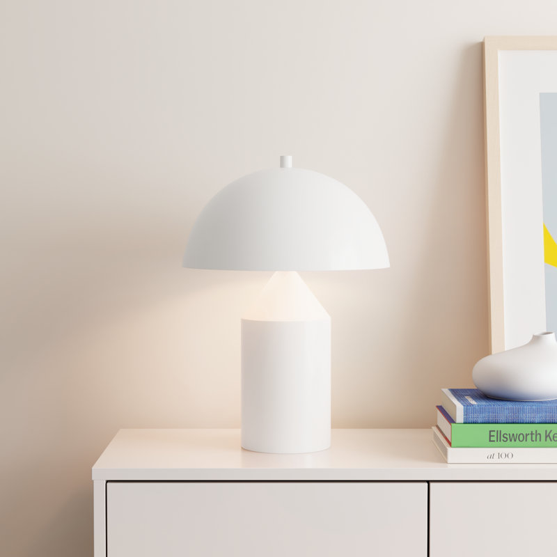 White Metal 20-Inch Modern Table Lamp