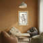 Bath & Laundry Husky lisant un journal sur une toilette-722252877