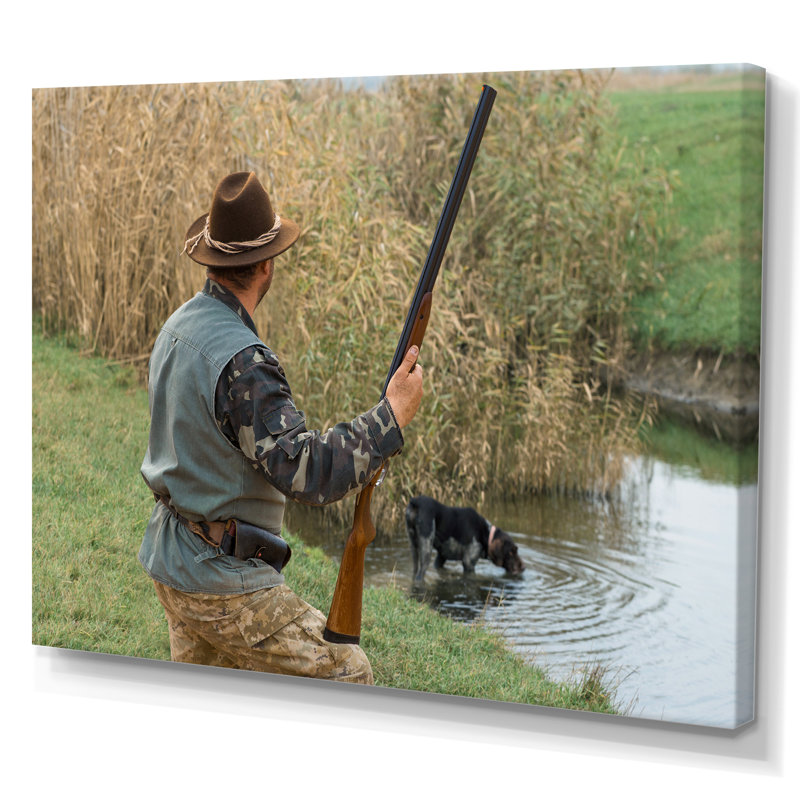 «Hunters Pursuit I», reproduction sur toile, H 34 po x l 44 po x P 1,5 po, Toile tendue