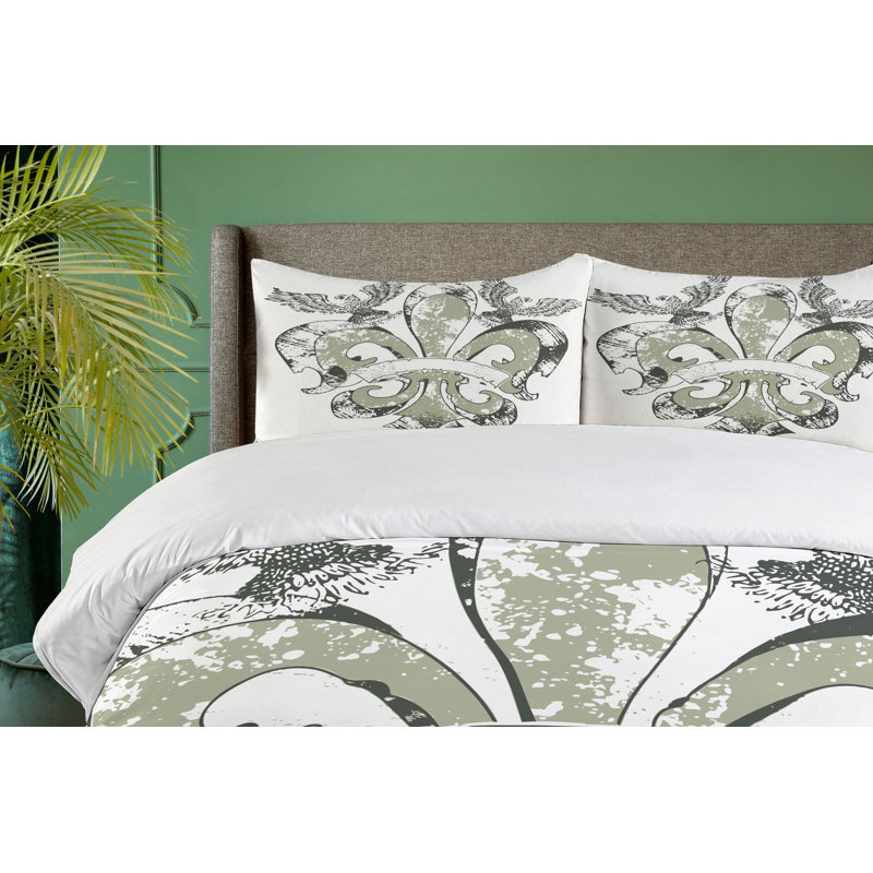 King Size Green and White Fleur De Lis Duvet Cover Set