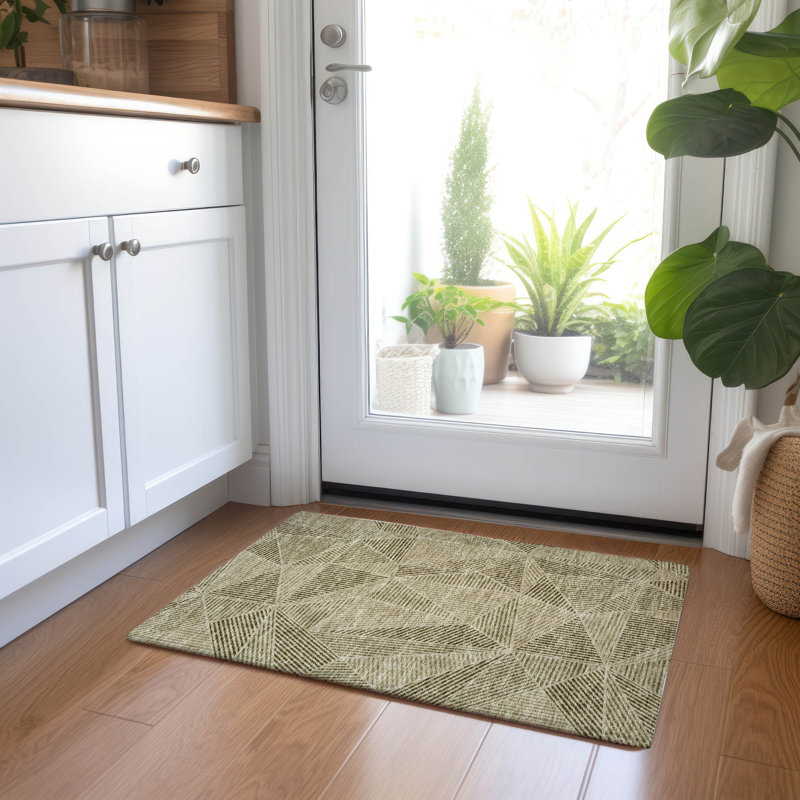 Itzayana Washable Geometric Indoor / Outdoor Rug, Rectangle 1'8" x 2'6"