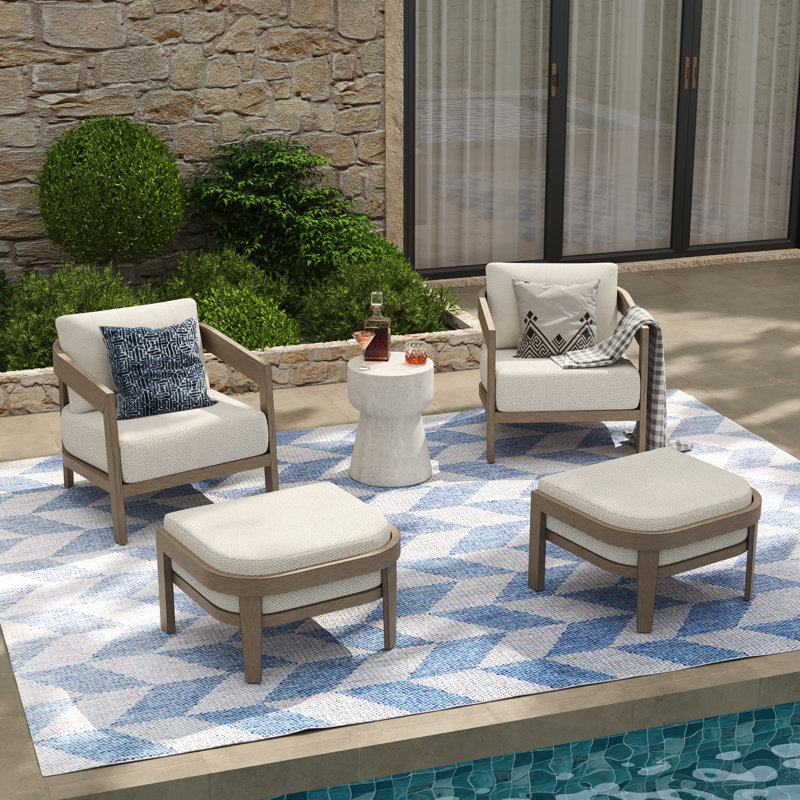 Fauteuils club avec coussins et repose-pieds Harmonti