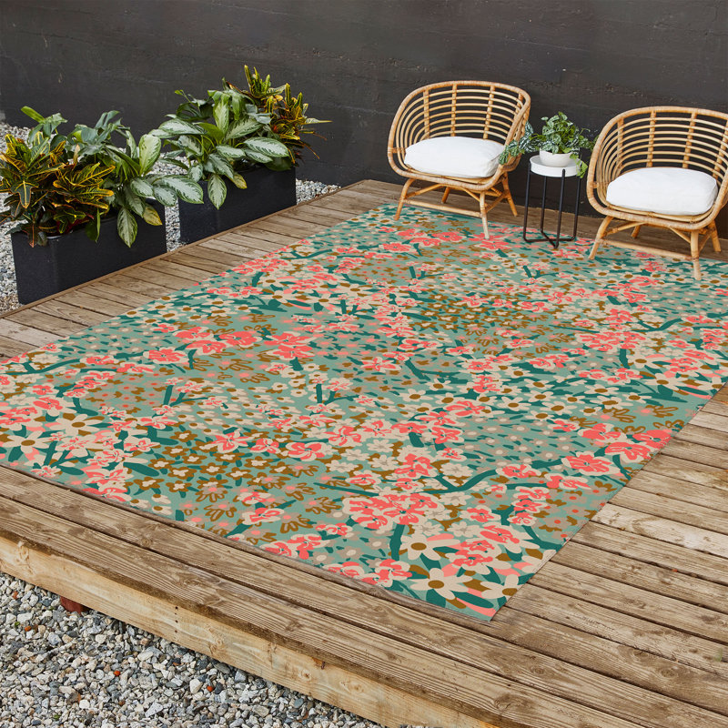 Taliaferro Floral Indoor / Outdoor Rug, Rectangle 8' x 10'
