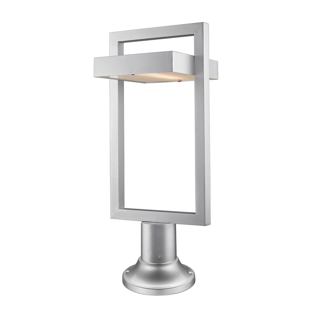 Giddens Pier Mount Light Wade Logan® 