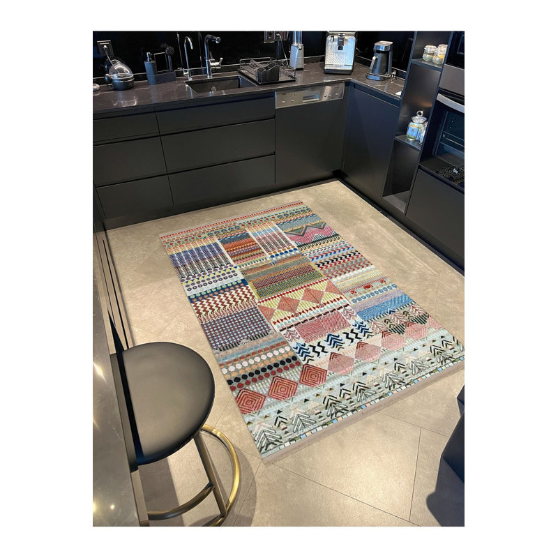 Tapis décoratif multicolore lavable à la machine à motif géométrique multicolore de la collection Barcelona