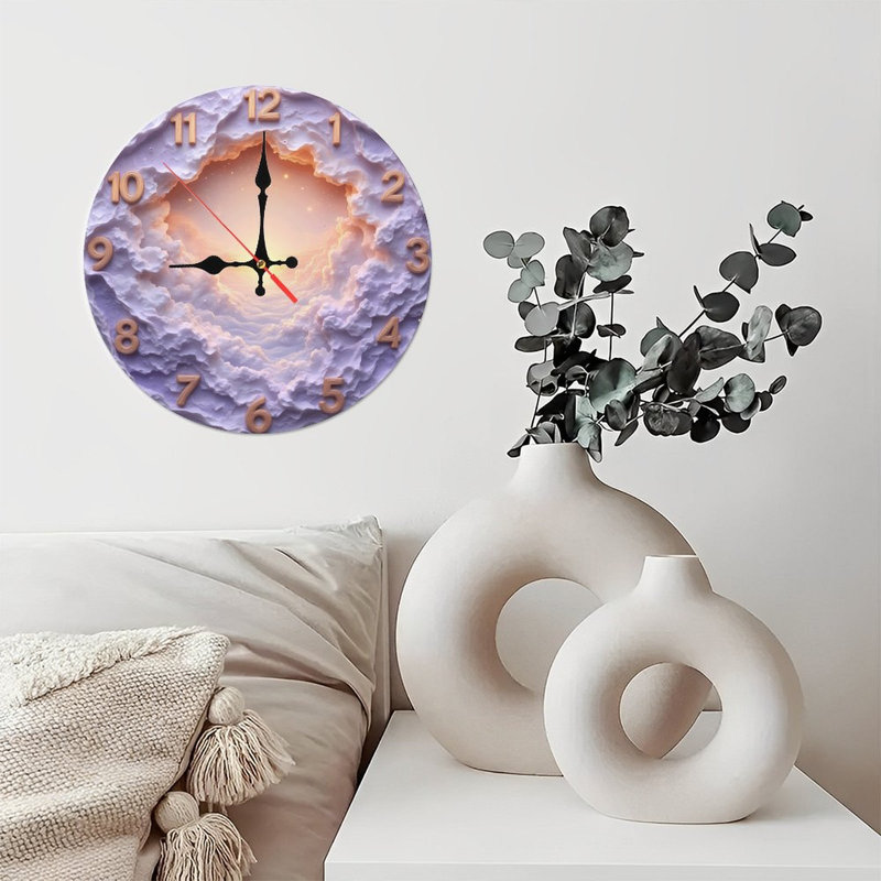 Horloge nuage avec chiffres dorés et soleil