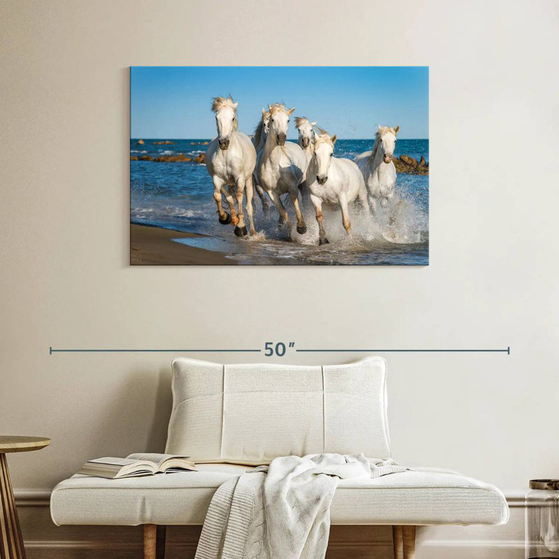 Brampt Camargue Horses, H 26 po x l 39 po