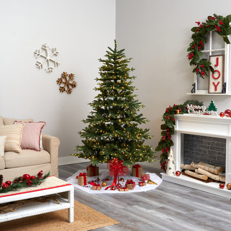 Lighted Artificial Christmas Tree, 7'