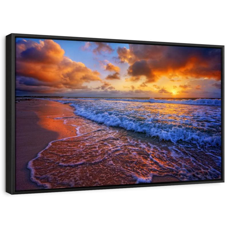 Plage «Clouds Enshrouding Ocean Shore», reproduction sur toile, H 9 po x l 13 po