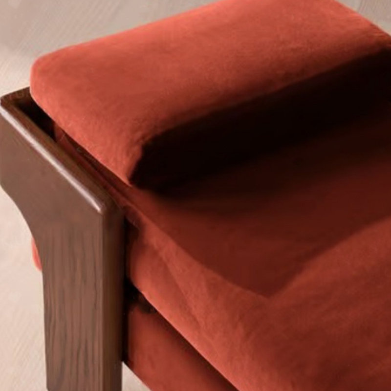 Hudnall, Rouge foncé