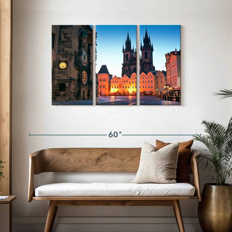 Place de la ville de Prague, H 28 po x l 45 po