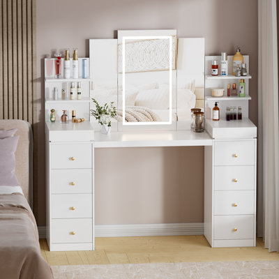 Vanity Set With Lighted Mirror