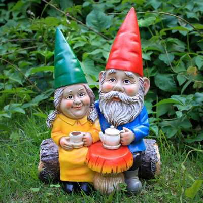 Romantic Garden Gnome statue
