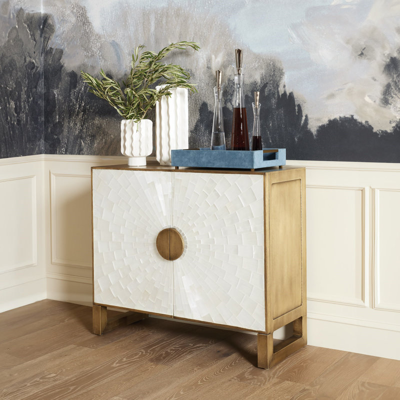Glass Deacanter, 47 oz.
