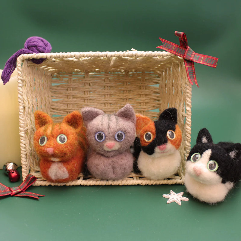 Felting Kit - Cartoon Cat Loaf Needle Felt Small CompleteKit - makes 1