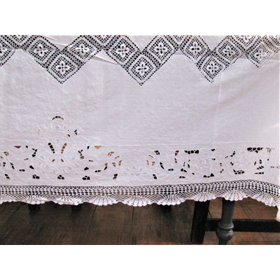Nappe Cutwork