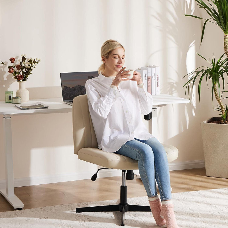 Task Chair, Cream