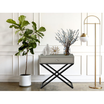 Table de chevet en bois Koda 23 po avec plateau en verre, tiroir et base en métal