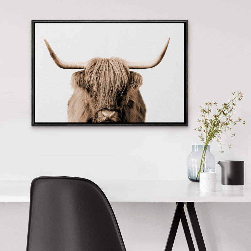 «Brown Highland Cow», reproduction d'art sur toile encadrée, H 24 po x l 36 po, Noir