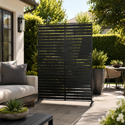 Kozyard Metal Privacy Screen Decorative Outdoor Divider With Stand Panels (Black Horizontal Slat)