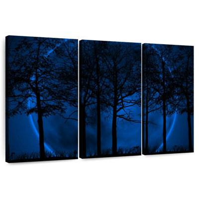 Silhouette de forêt bleue