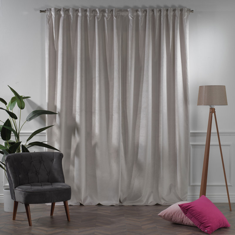 Decorative Double Panel in Matt, Extra Wide X Extra Long, L 52 po x L 84 po, 16 chardons