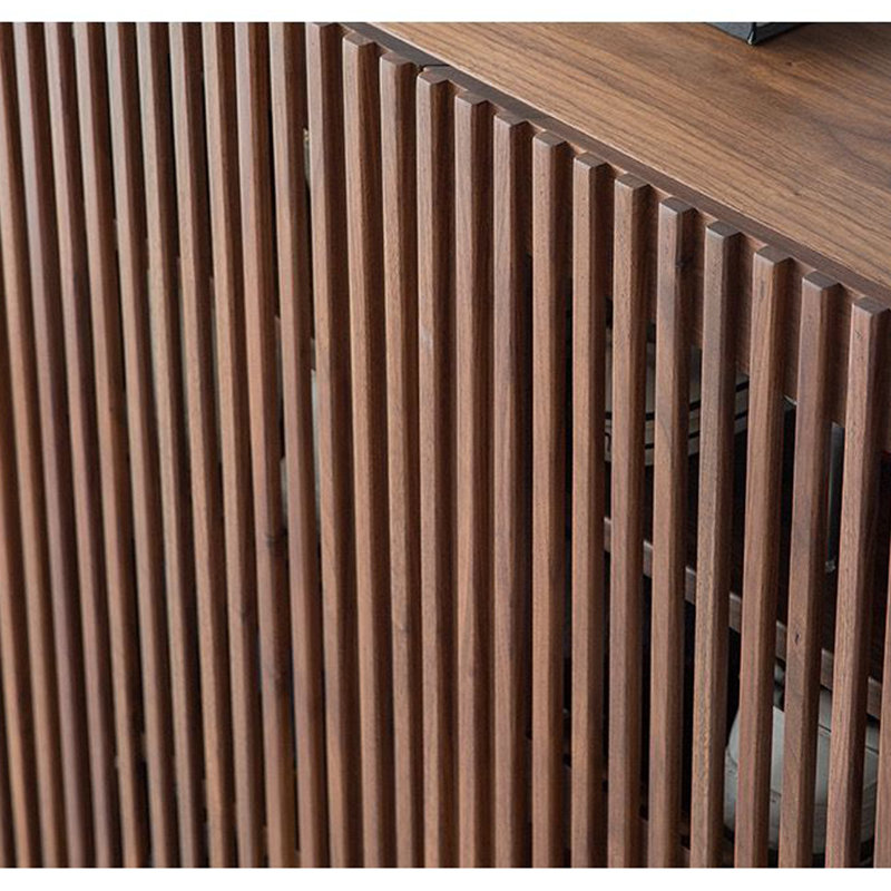 armoire à chaussures avec grille