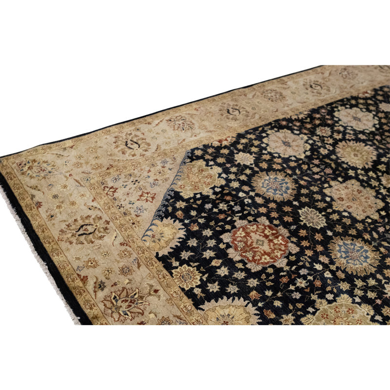 High-Quality Hand-Knotted Black And Cream Area Rug