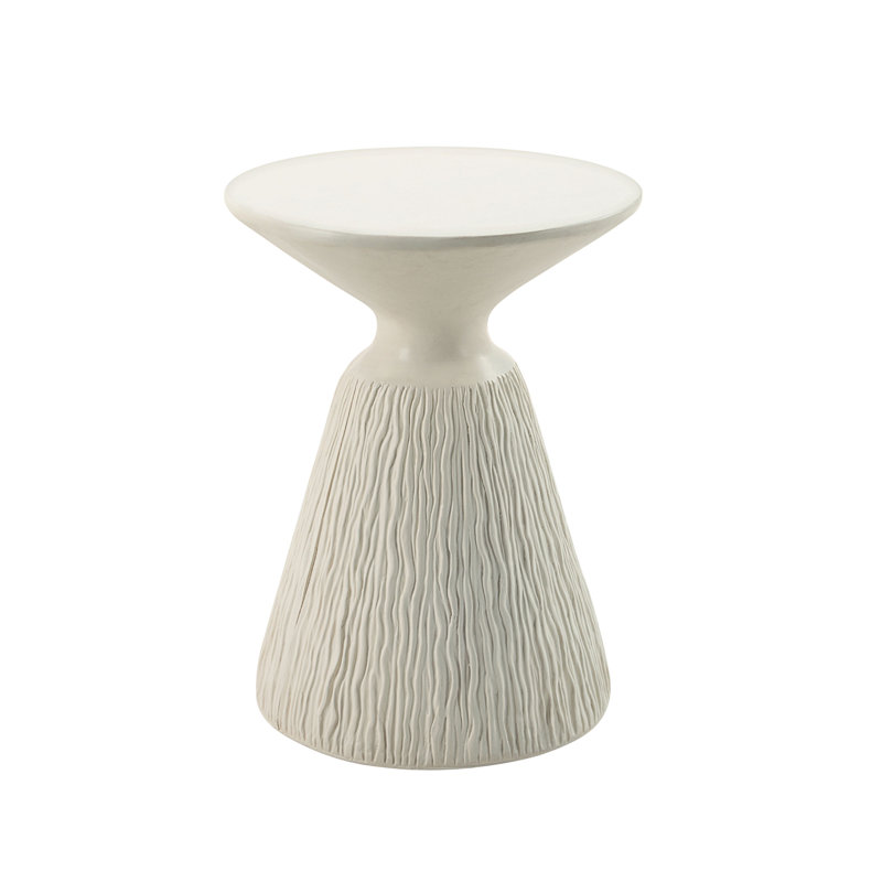 Table d'appoint en béton naturel avec finition en fibre naturelle