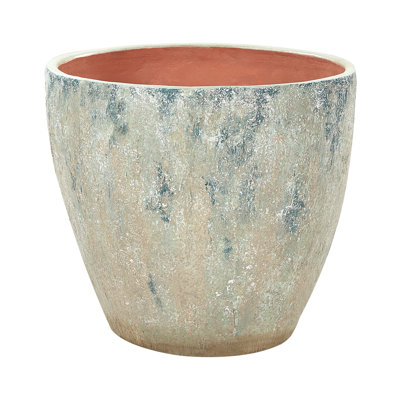 NERTERA Handcrafted Terracotta Indoor / Outdoor Pot Planter