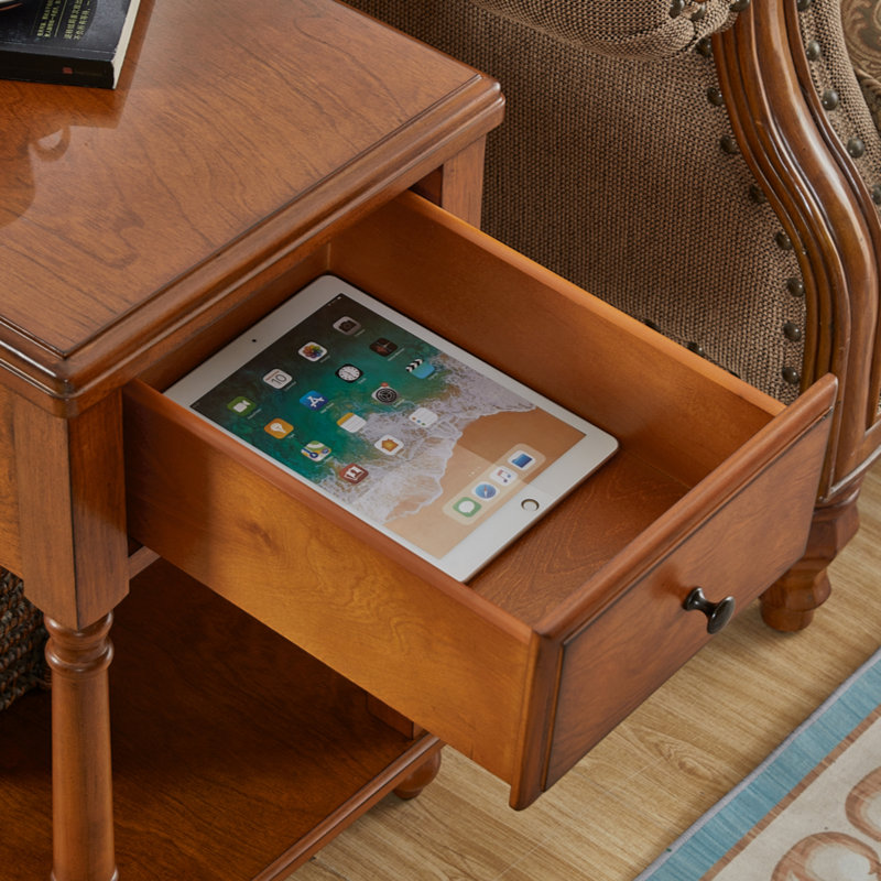 Clarra 31.5'' W Nightstand