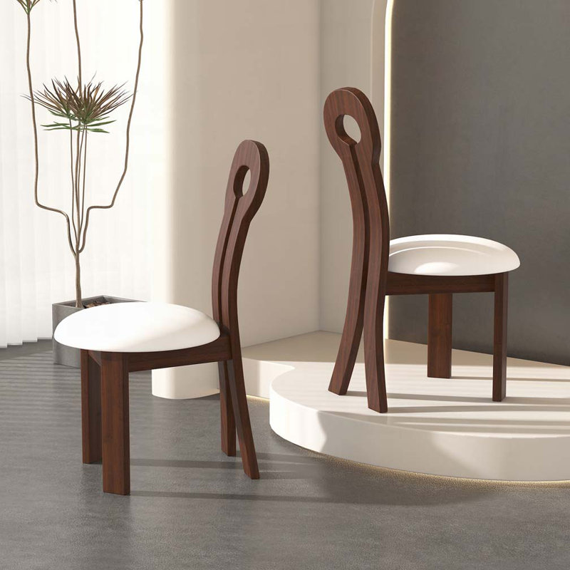 Chaise rembourrée en polyuréthane