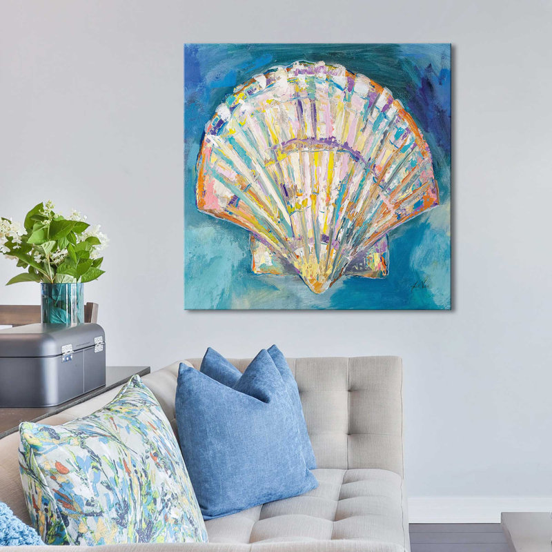 «Scallop Shell Crop (Square)» par Jeanette Vertentes, Toile tendue, H 18 po x l 18 po x P 1 po