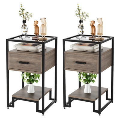 Chaketa Glass Top End Table Set