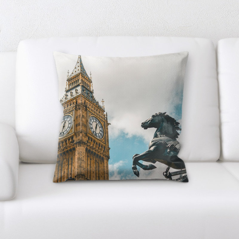 Coussin statue