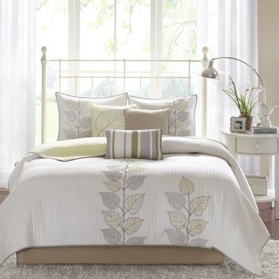 6 Piece Embroidered Yellow Quilt For King/ King With Comfy Pillows Soft Cushions