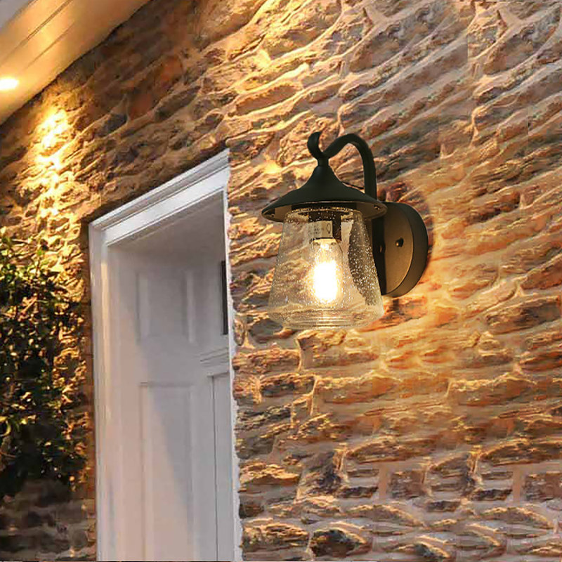 Luminaire de grange d'extérieur Bramlett