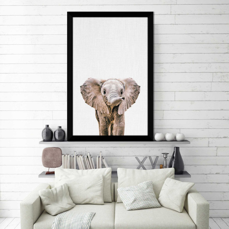 Bébé éléphant par - photographie, H 27,5 po x l 21,5 po x P 0,75 po, Cadre noir