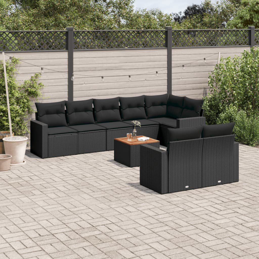 Gartensofa mit Kissen