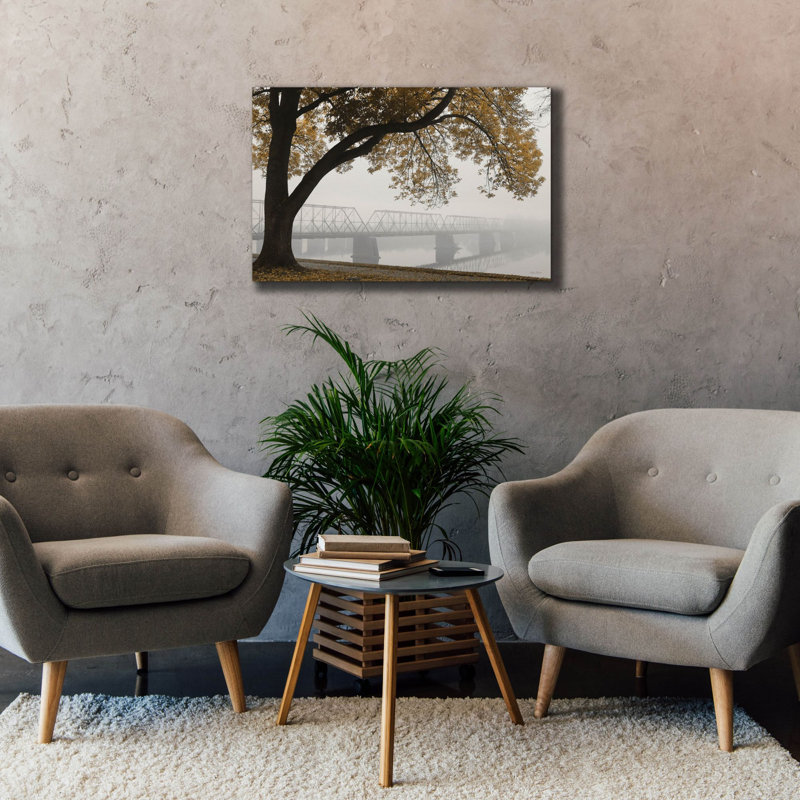 «Foggy Riverview» par Lori Deiter, estampe numérique sur toile, H 26 po x l 40 po x P 1,5 po